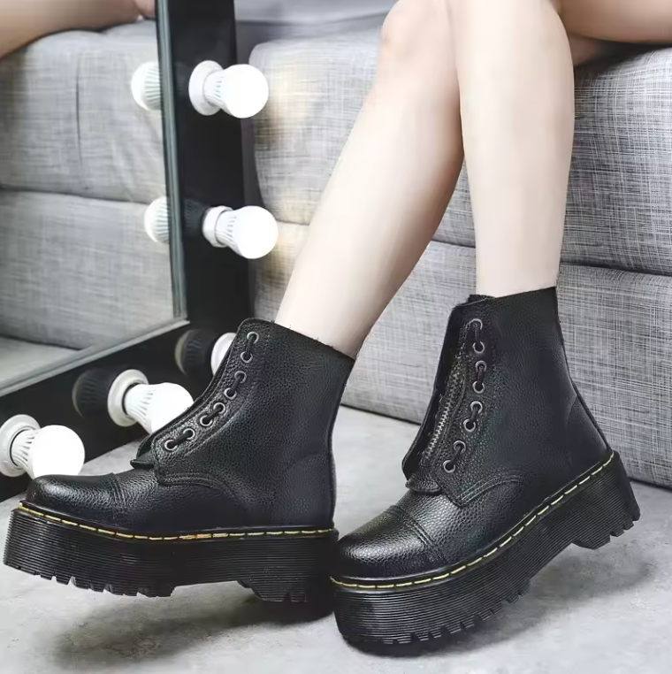 Womens Sinclair 8 Eye Leather Platform Boot